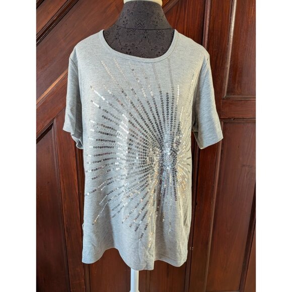 Quacker Factory Gray Short Sleeve T-Shirt With Silver Sequin Starburst Design 1X - Picture 1 of 5